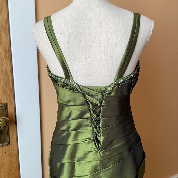 VINTAGE Green Ruched Sequin Evening Gown - Picture 8 of 16